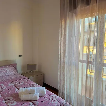 Sofia - Bright And Spacious Flat In Nettuno, Steps From The Center, Beaches, And Train Station Nettuno